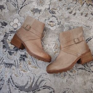 Sorel Cate Ankle Boots